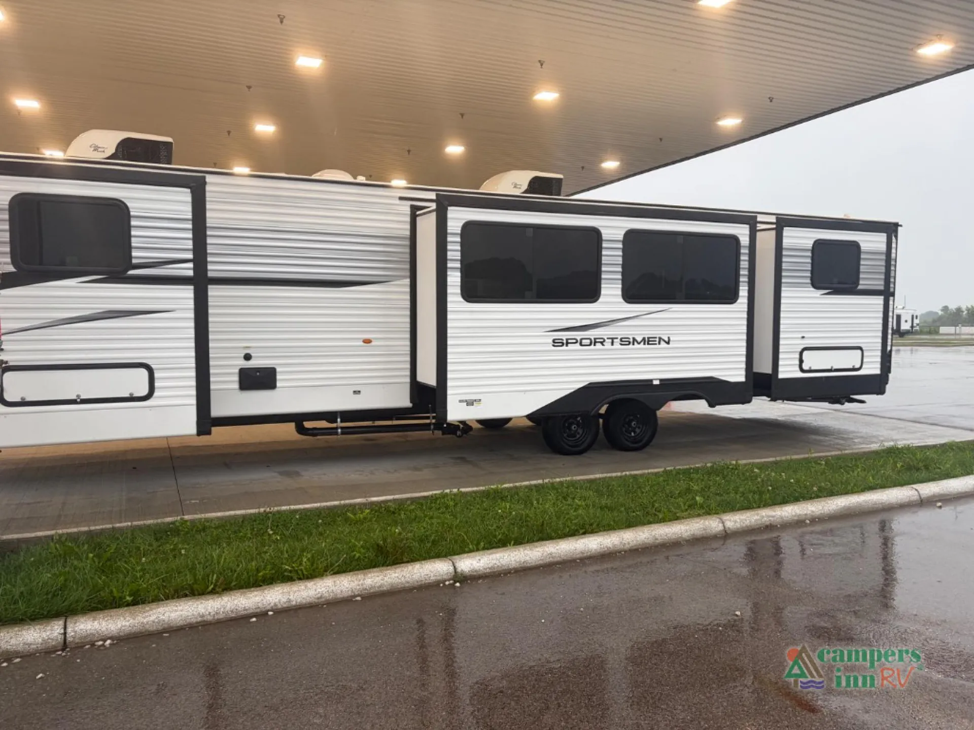 2027 K-Z Sportsmen SE 383DBKSE - Photo 2