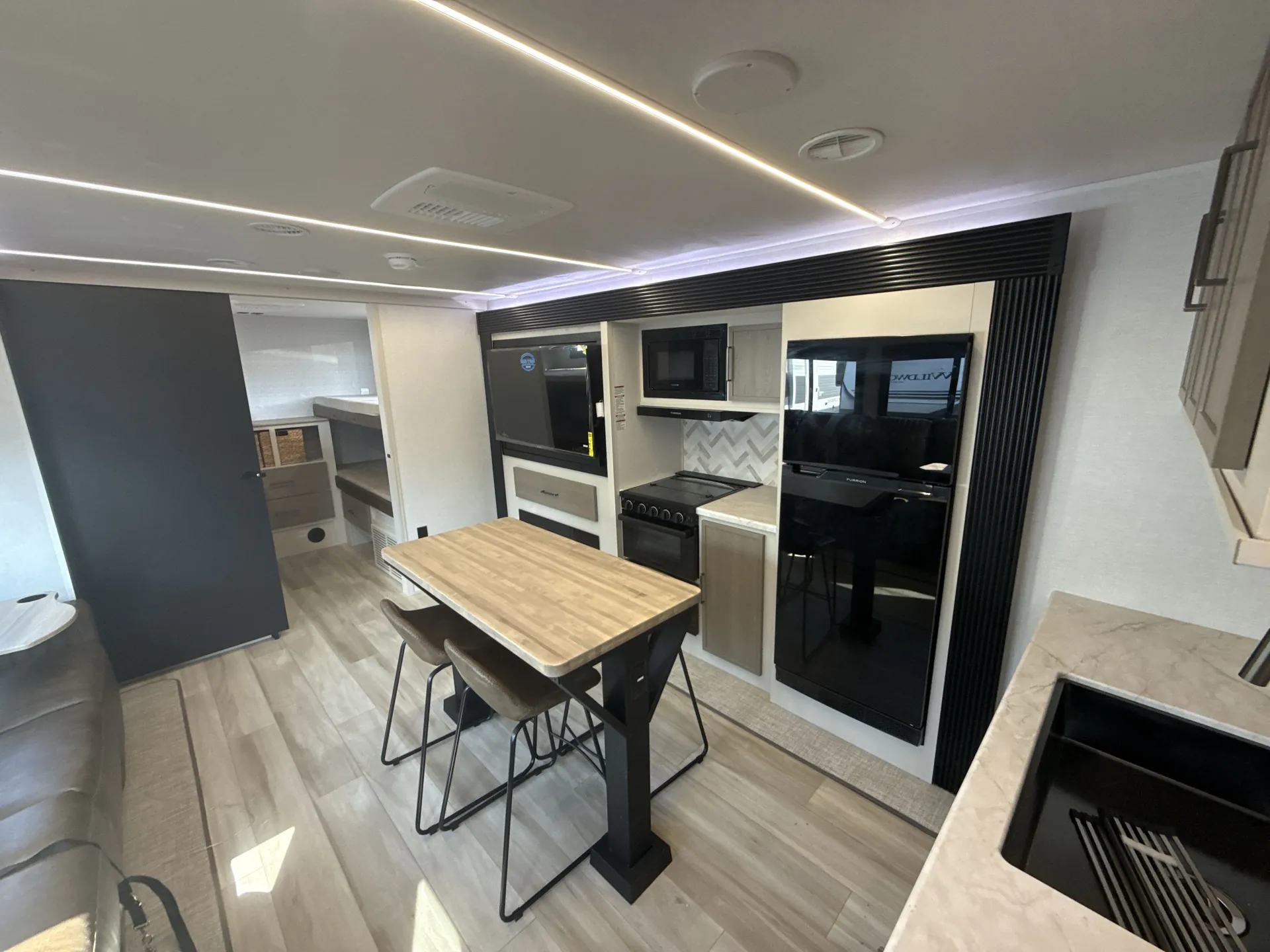 2027 Forest River Wildwood Heritage Glen 301FAM — living area main