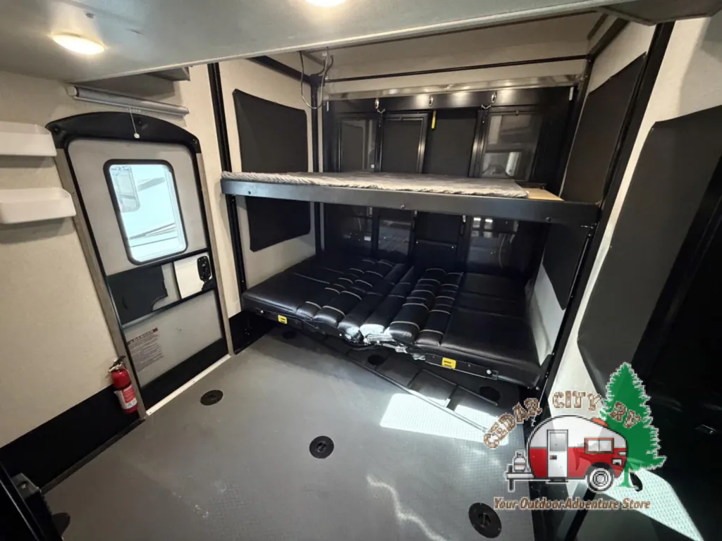 2021 Keystone Raptor 351, Photos photo 30