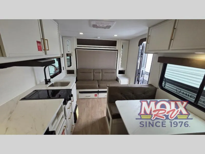 2026 Grand Design Transcend One 151RB - Photo 3