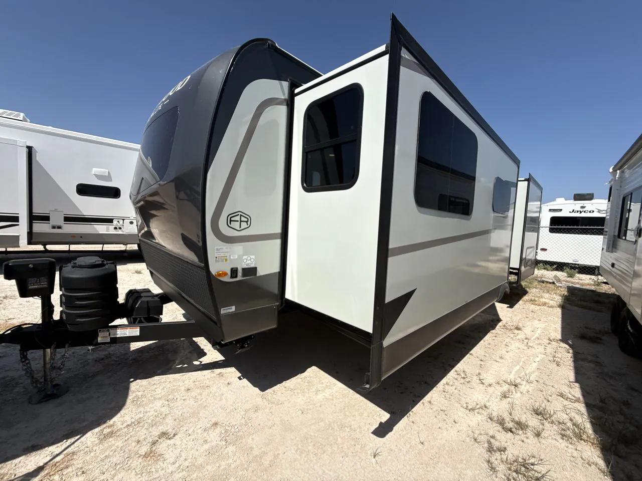 2027 Forest River Rockwood Ultra Lite 2608BS - Photo 4