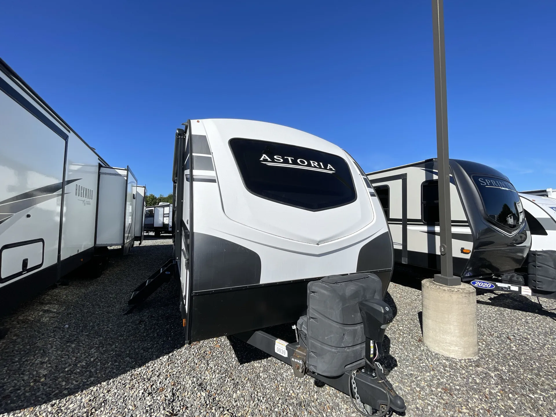 2020 Dutchmen Astoria 2773RB - Photo 2