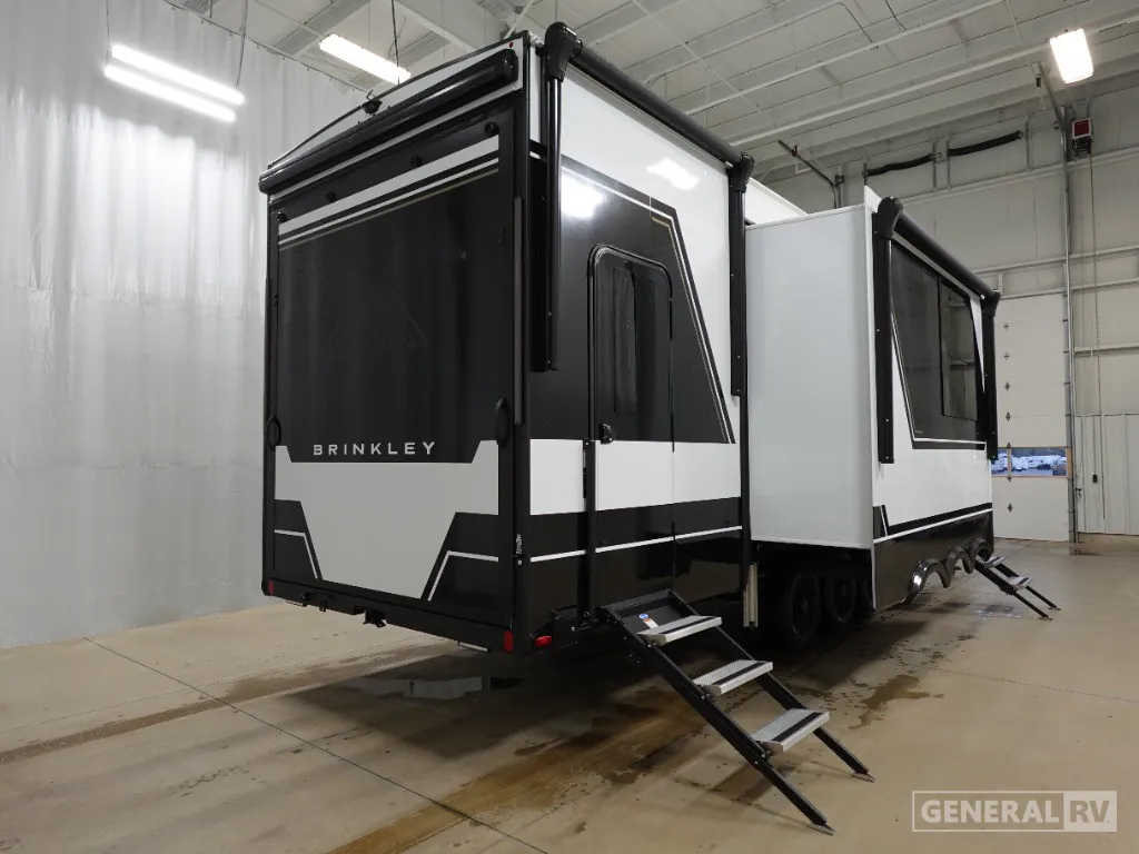 2025 Brinkley Model G 3250, Photos photo 8