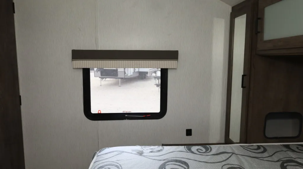 2022 Forest River Wildwood 27RE — Photo 7