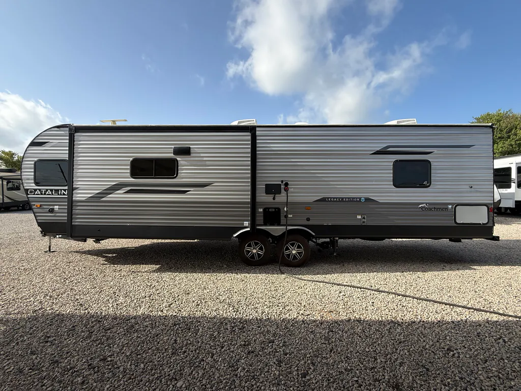 2024 Coachmen Catalina Legacy Edition 283FEDS, Photos photo 4