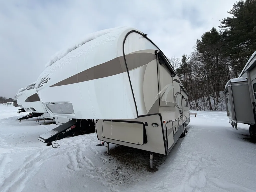 2016 Keystone Cougar XLite 29RES - Photo 4