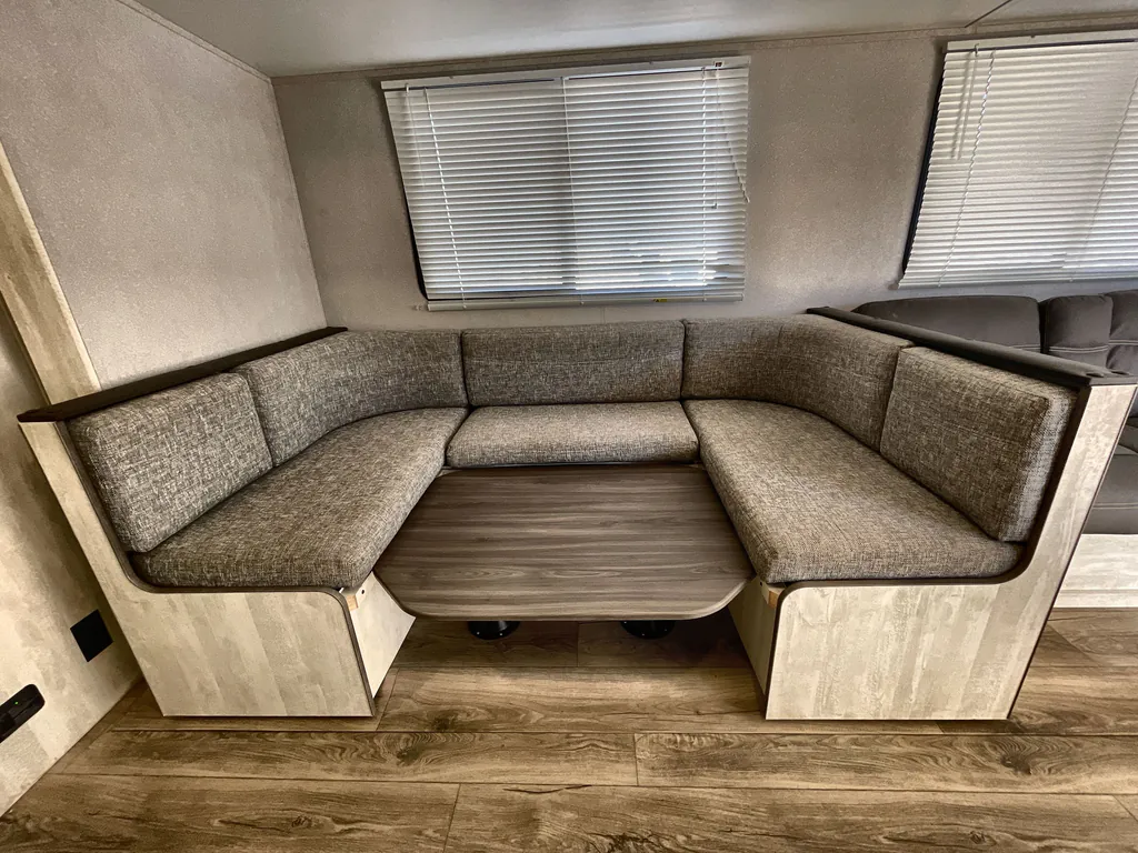 2024 Shasta I-5 530QB, Photos photo 5