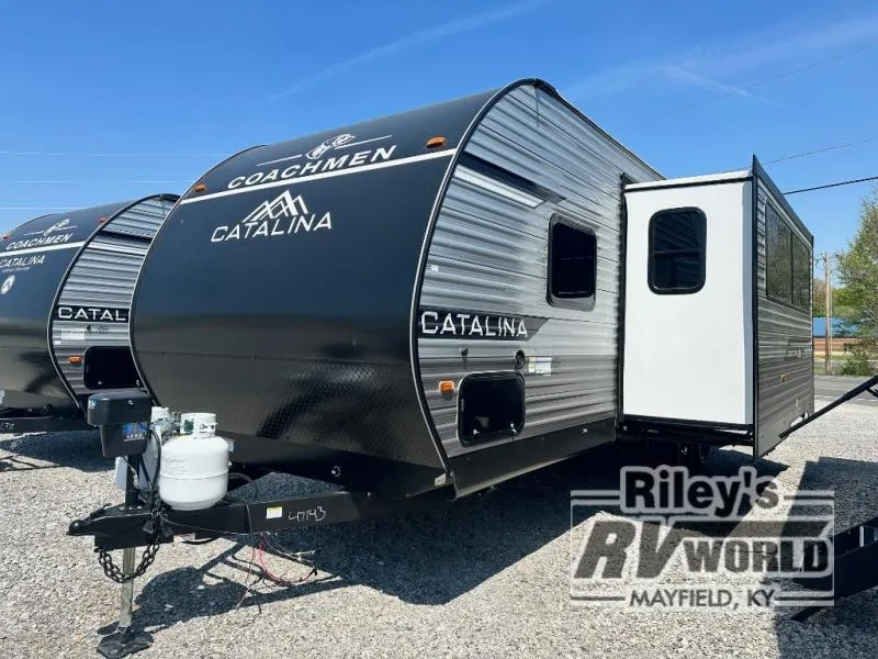2026 Coachmen Catalina Summit Series 8 261BHS - Photo 4
