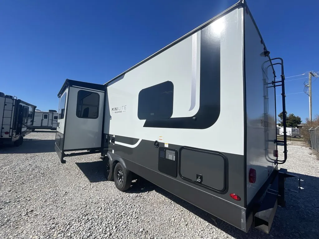 2026 Forest River Rockwood Mini Lite 2506FK — Photo 5