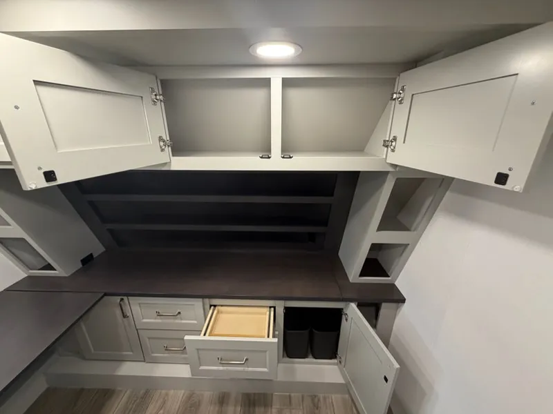 2026 Brinkley Model G 4150, Photos photo 32