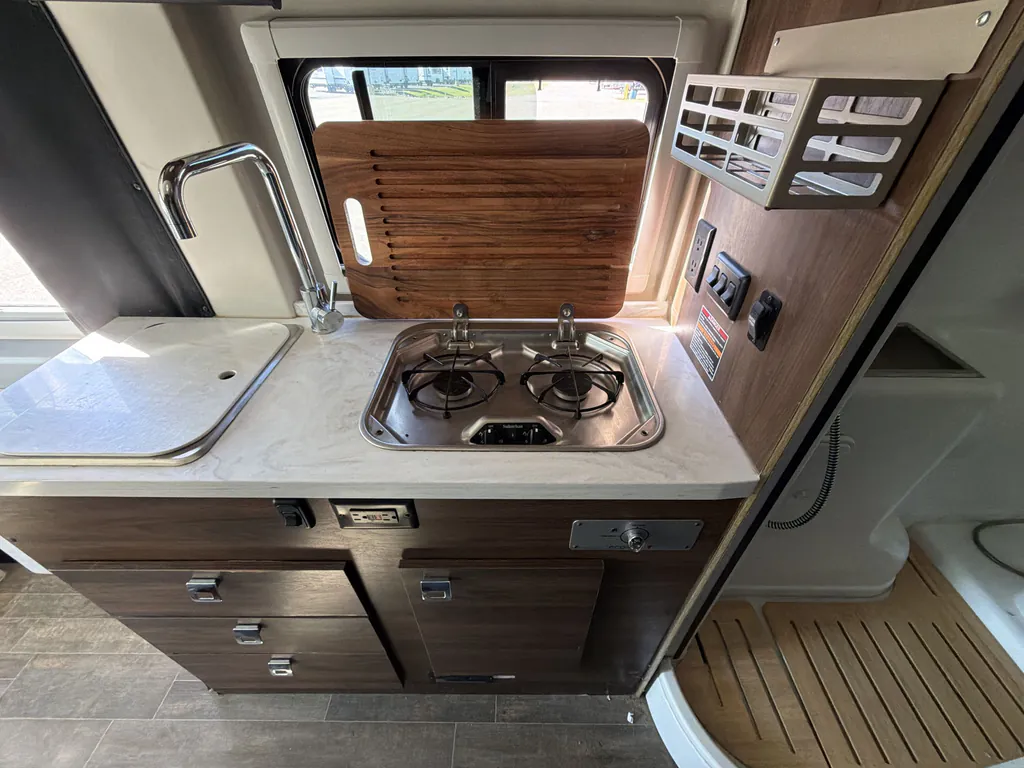 2023 Winnebago Travato 59G, Photos photo 9