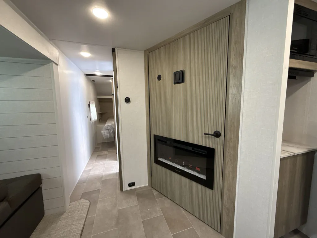 2026 Forest River Airelume 285, Photos photo 14