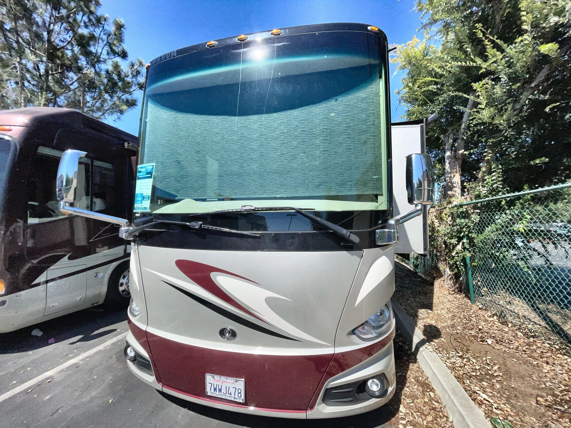 2017 Tiffin Phaeton 40 QKH - Photo 2