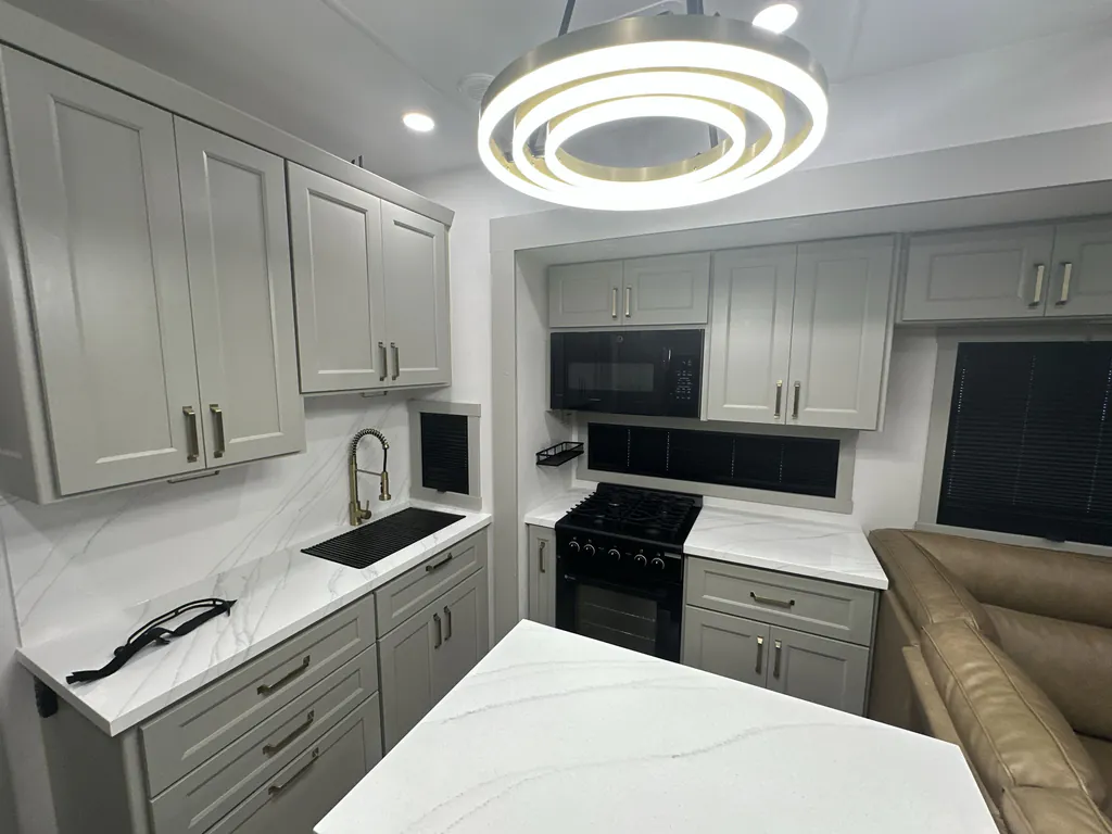 2025 Brinkley Model G 3950, Photos photo 12
