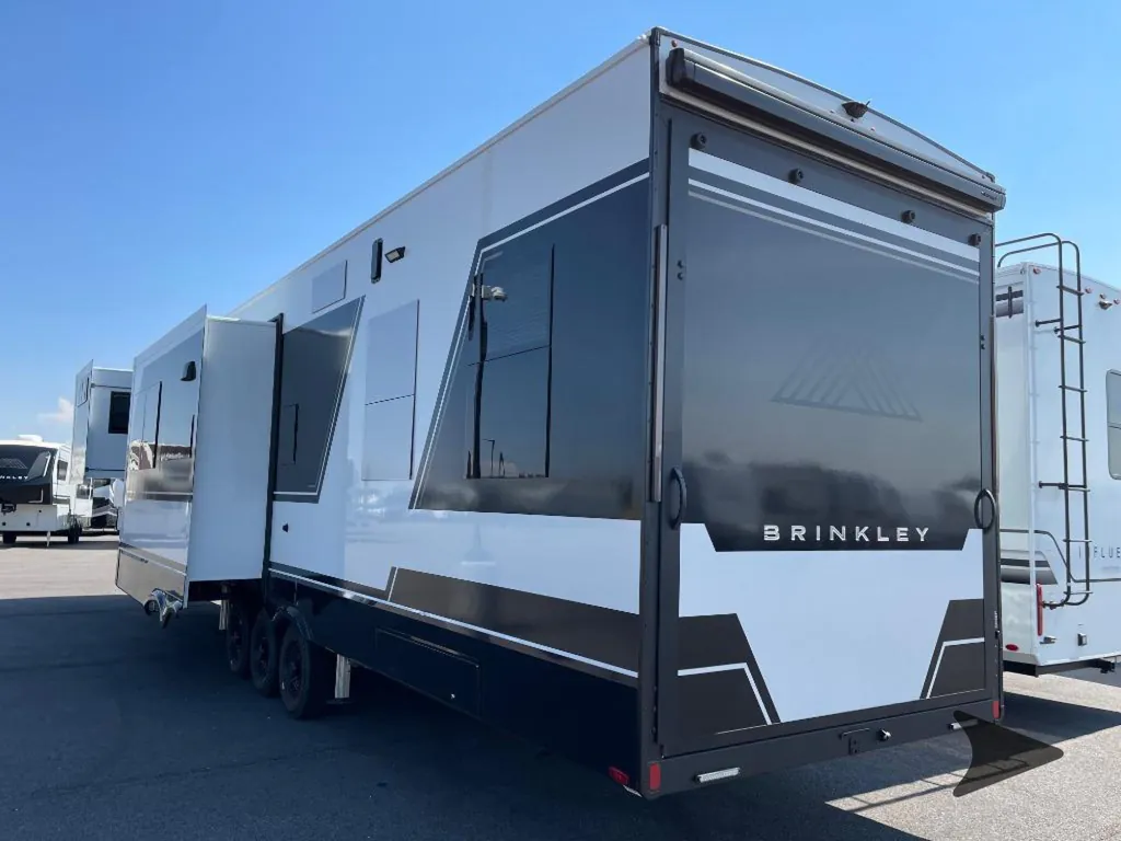 2027 Brinkley Model G 3970, Photos photo 8