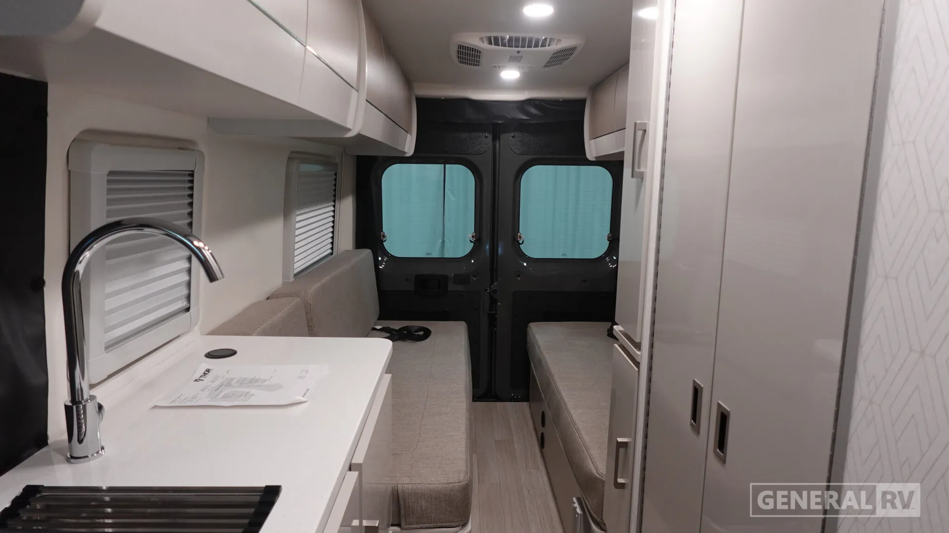 2026 Thor Motor Coach Tellaro Sport 20U - Photo 3