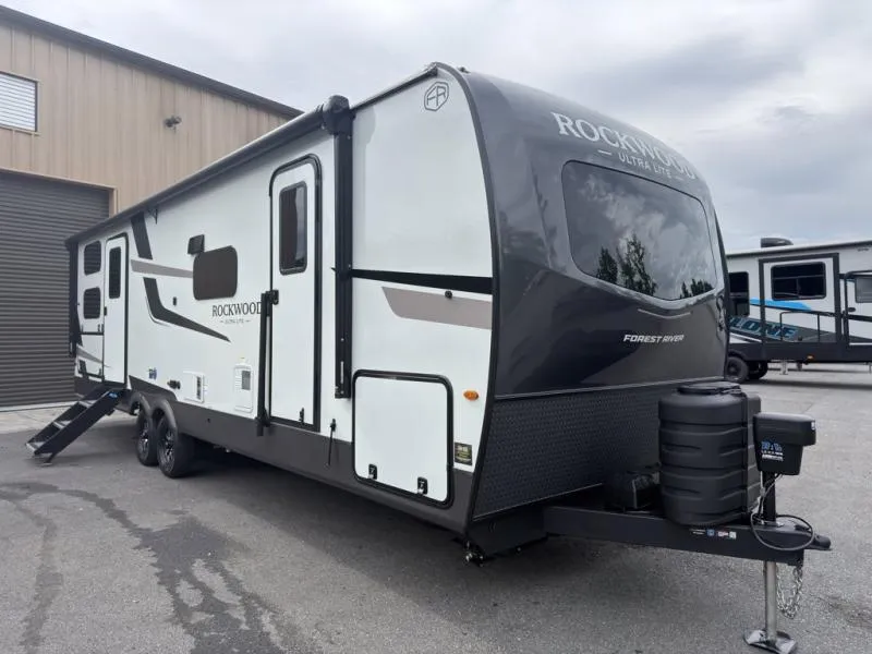 2026 Forest River Rockwood Ultra Lite 2706BH - Photo 2