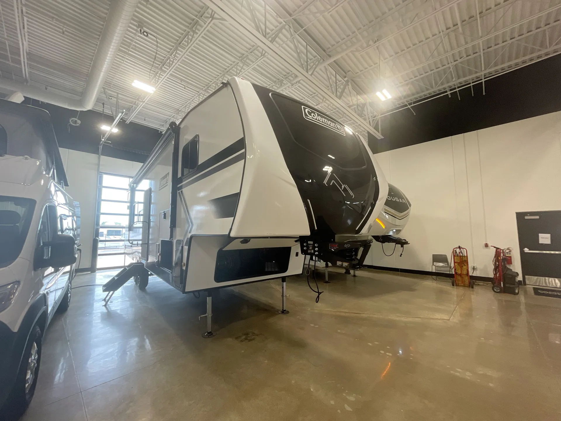 2026 Keystone Coleman Legacy 3000LOFT - Photo 2