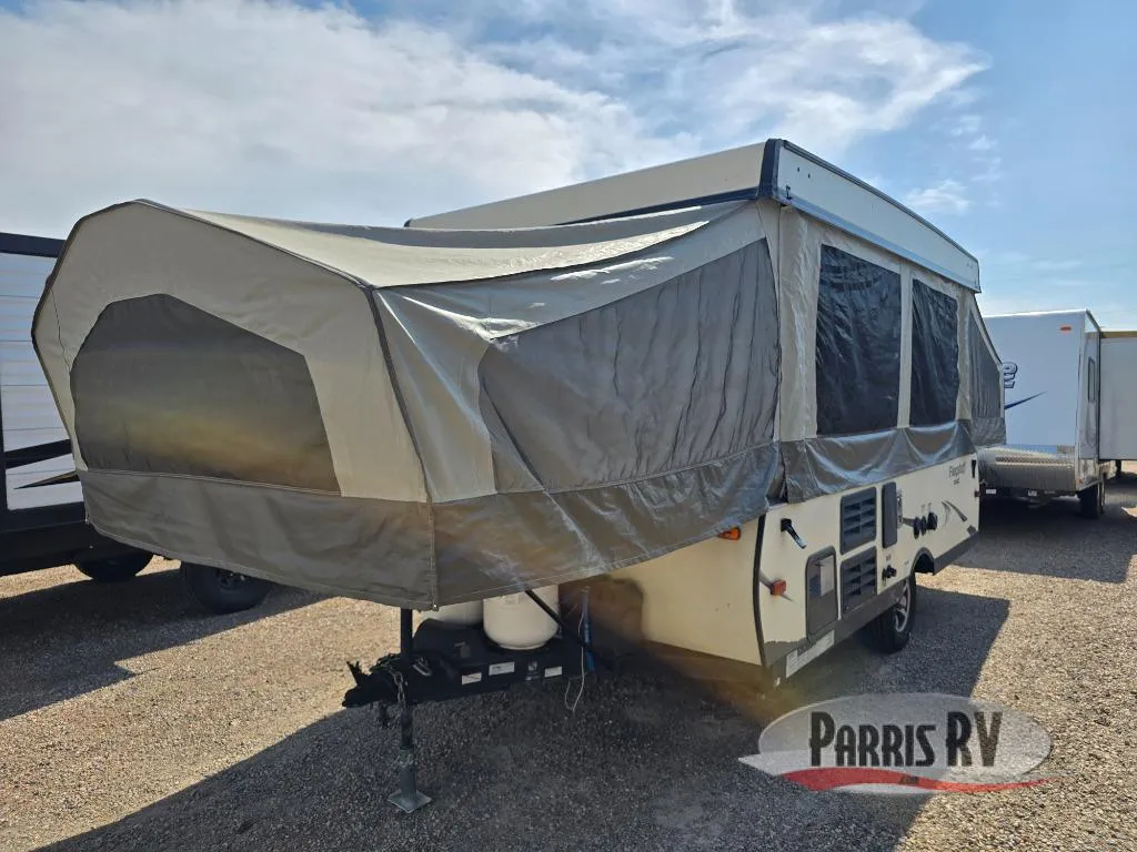 2017 Forest River Flagstaff MACLTD Series 228 - Photo 2