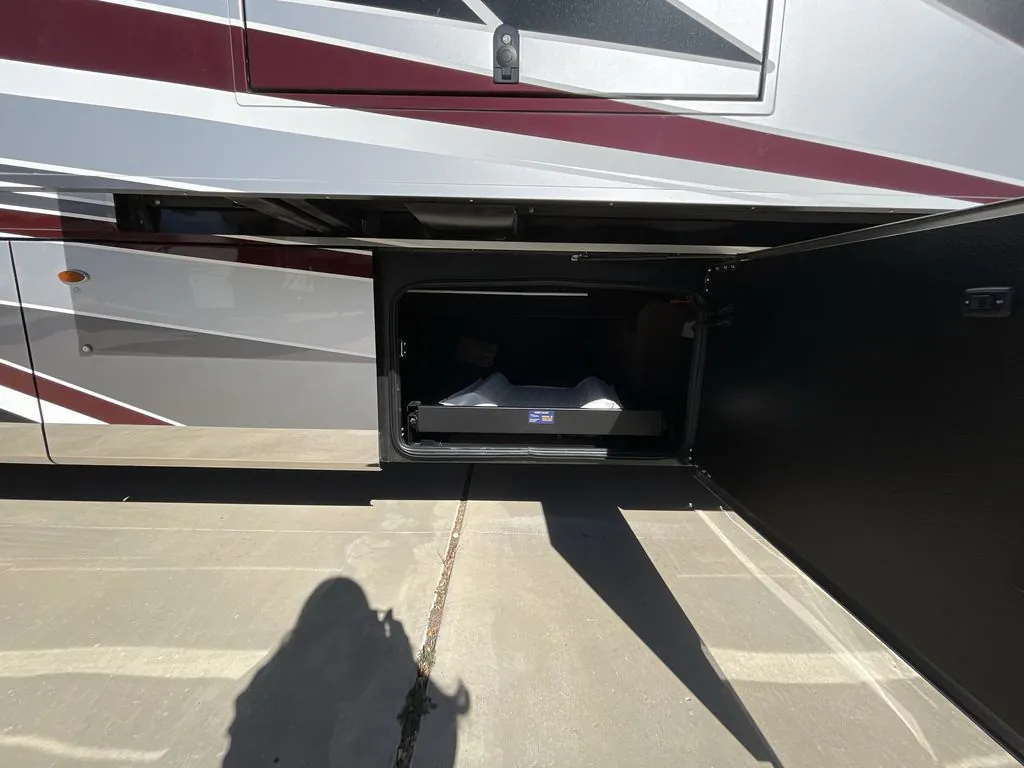 2026 Entegra Coach Anthem 44V - Photo 4
