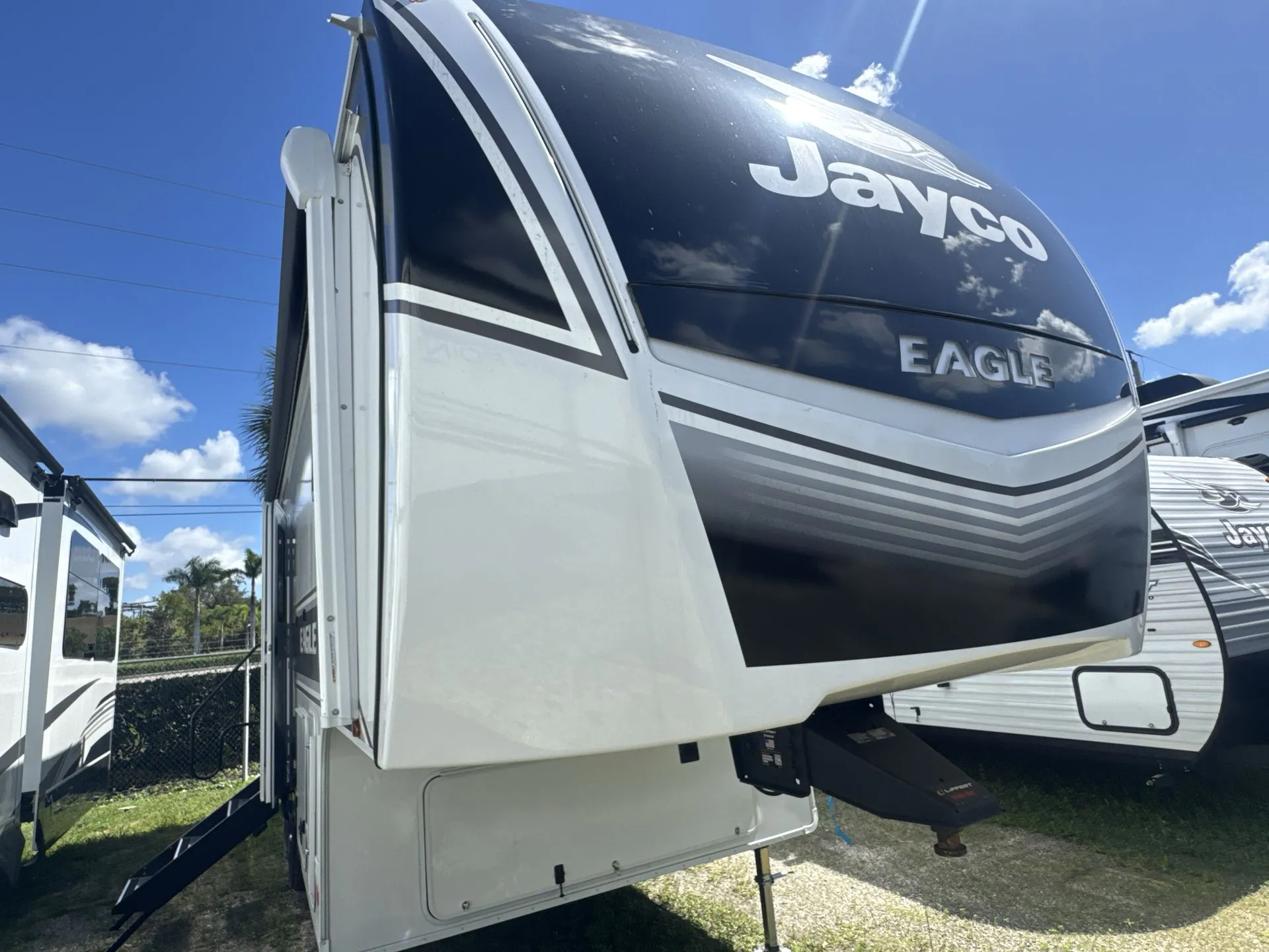2026 Jayco Eagle HT 26REC - Photo 2