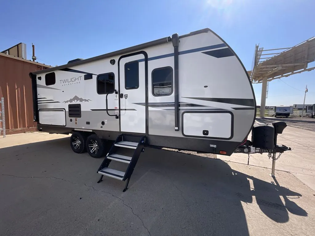 2022 Cruiser RV Twilight Signature TWS 2100 - Photo 3