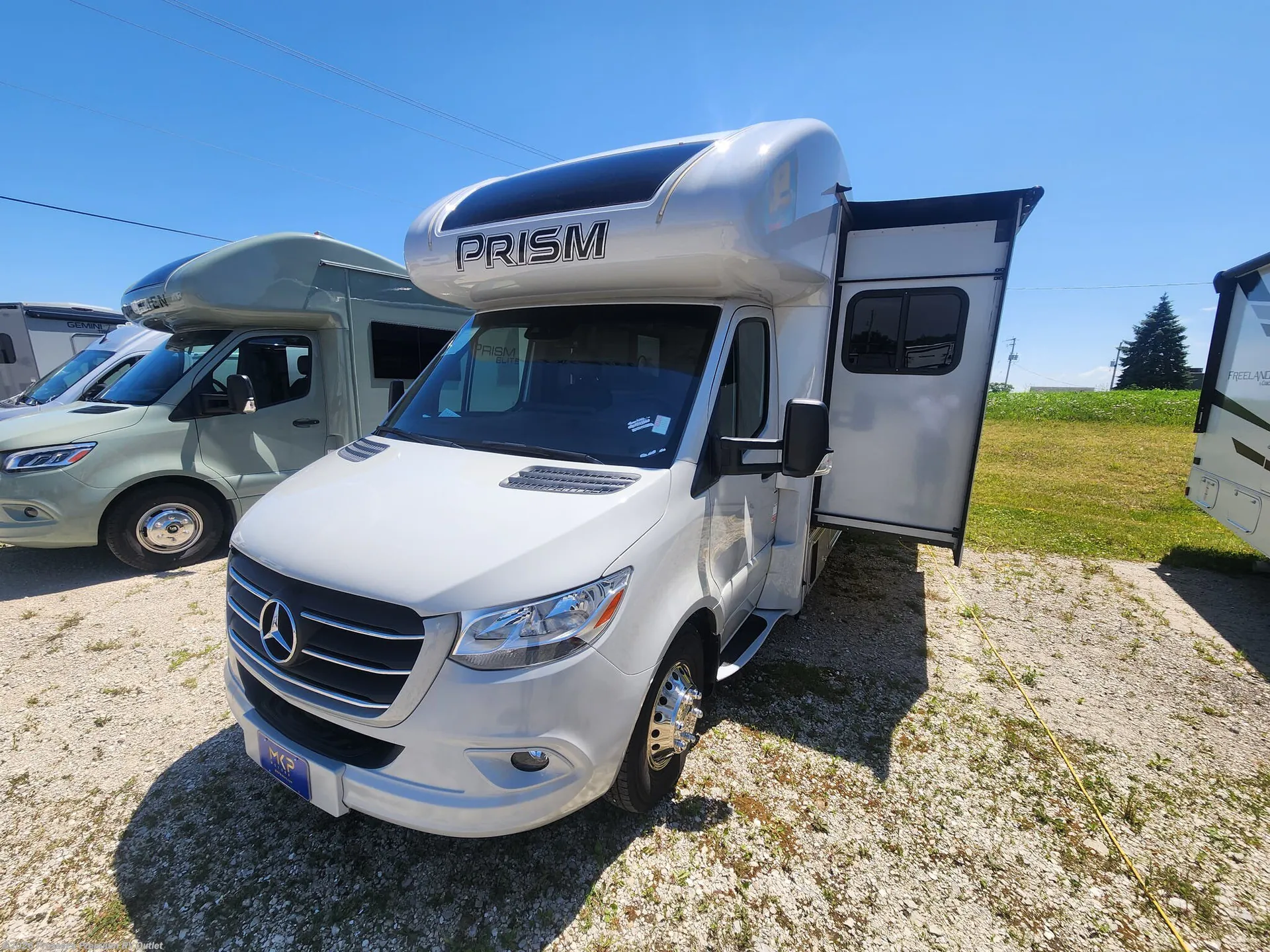 2025 Coachmen Prism Select 24FS - Photo 3