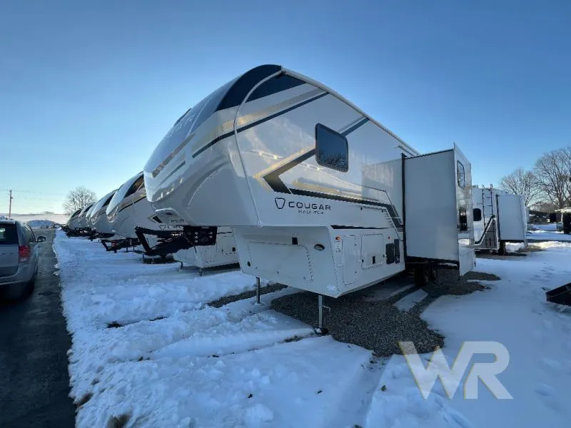 2026 Keystone Cougar Half-Ton 29MBD - Photo 4