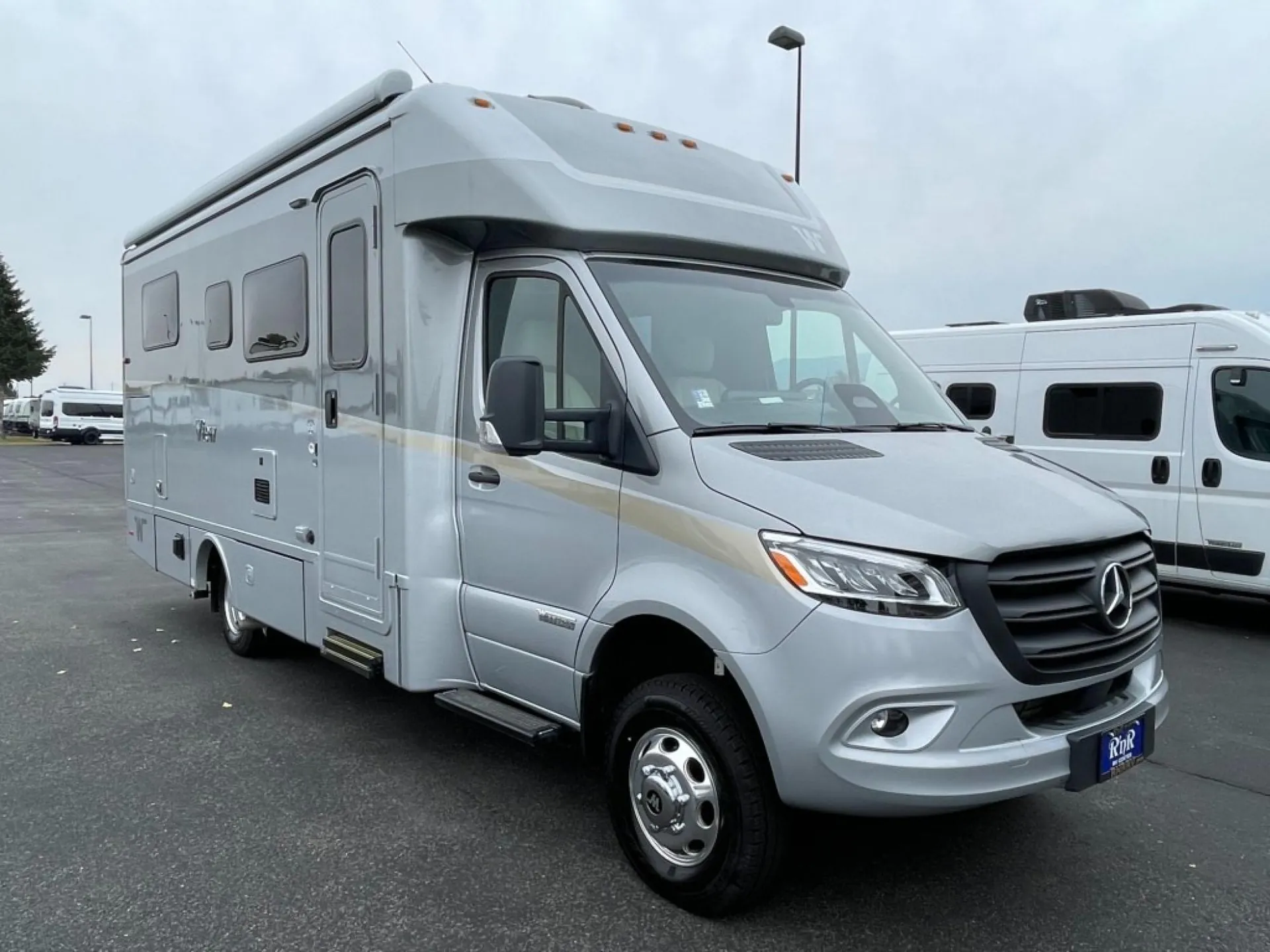 2026 Winnebago View 24R AWD - Photo 2