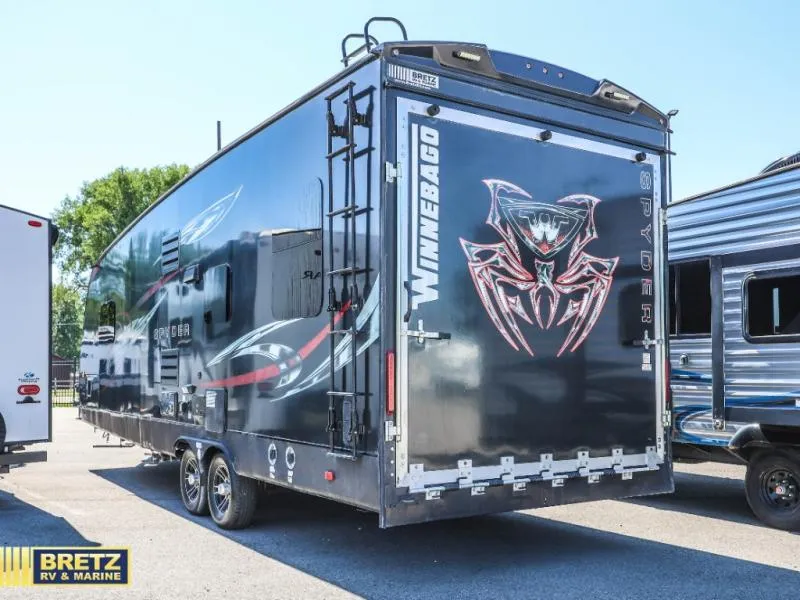 2017 Winnebago Industries Towables Spyder 24FQ - Photo 4