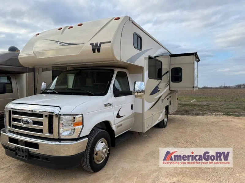 2023 Winnebago Minnie Winnie 22M - Photo 2