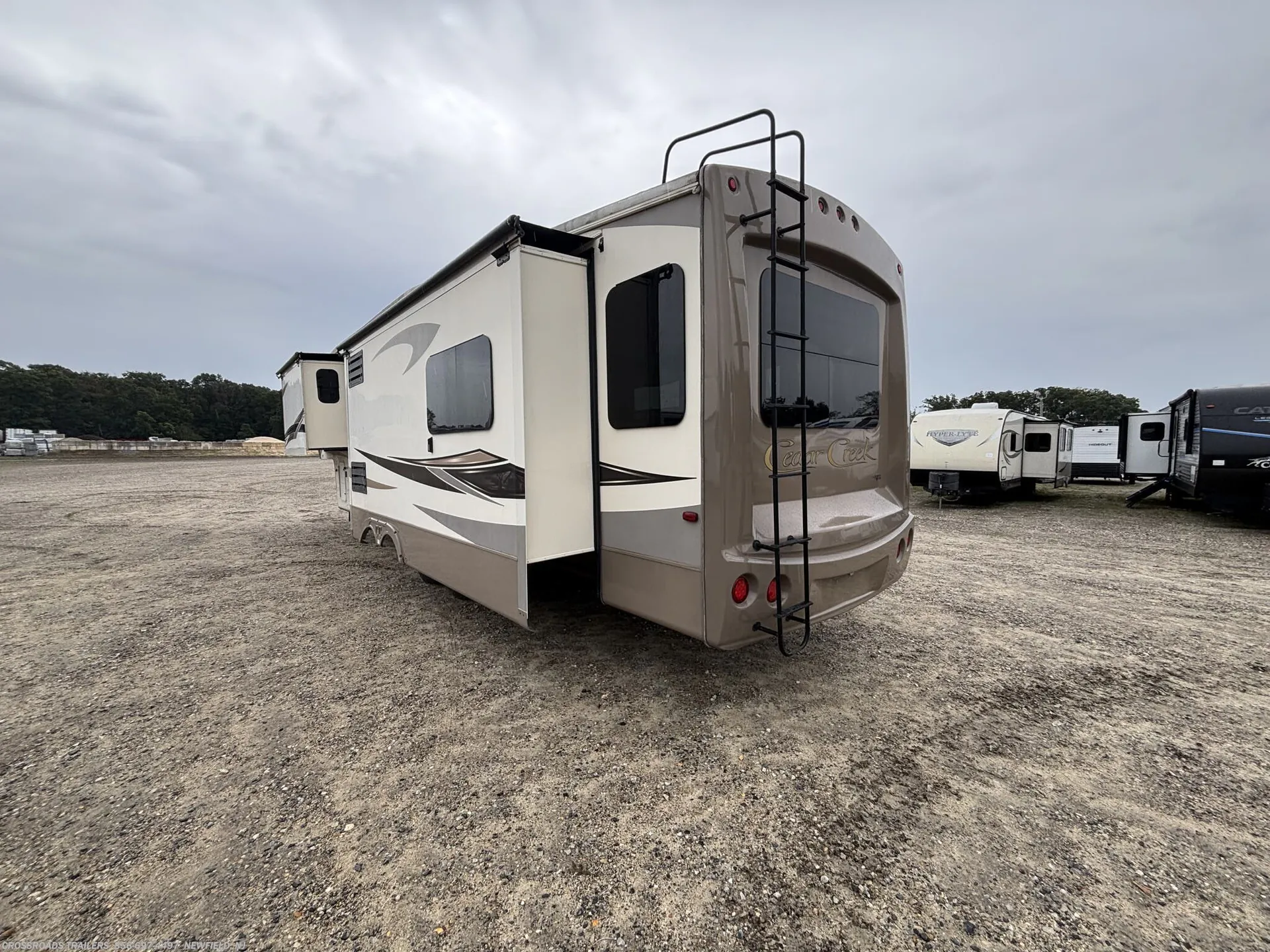 2014 Forest River Cedar Creek 36CKTS — Photo 5