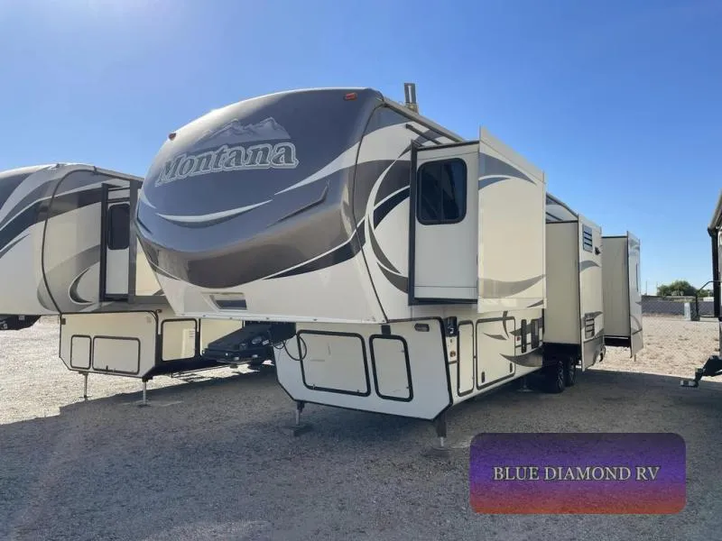 2015 Keystone RV Montana Used    3440 RL - Photo 4