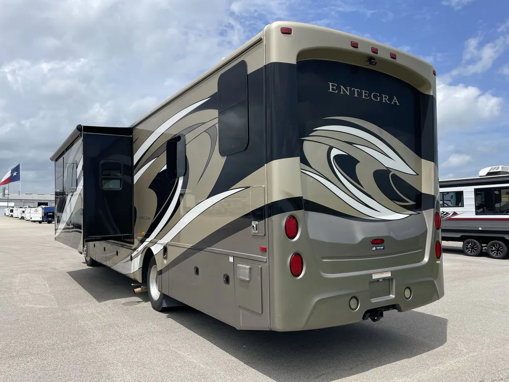 2019 Entegra Coach Emblem 36U, Photos photo 6