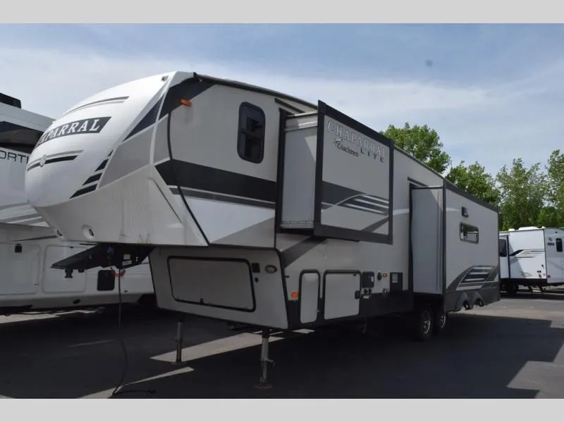 2020 Coachmen Chaparral Lite 30RLS - Photo 3