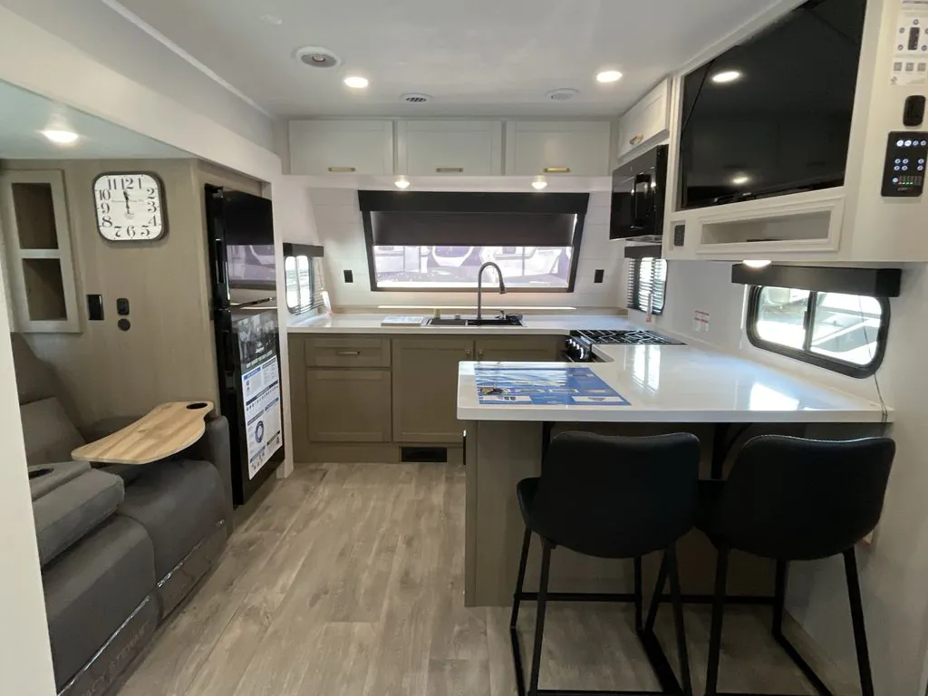 2026 Jayco Eagle HT 265FKDS - Photo 4
