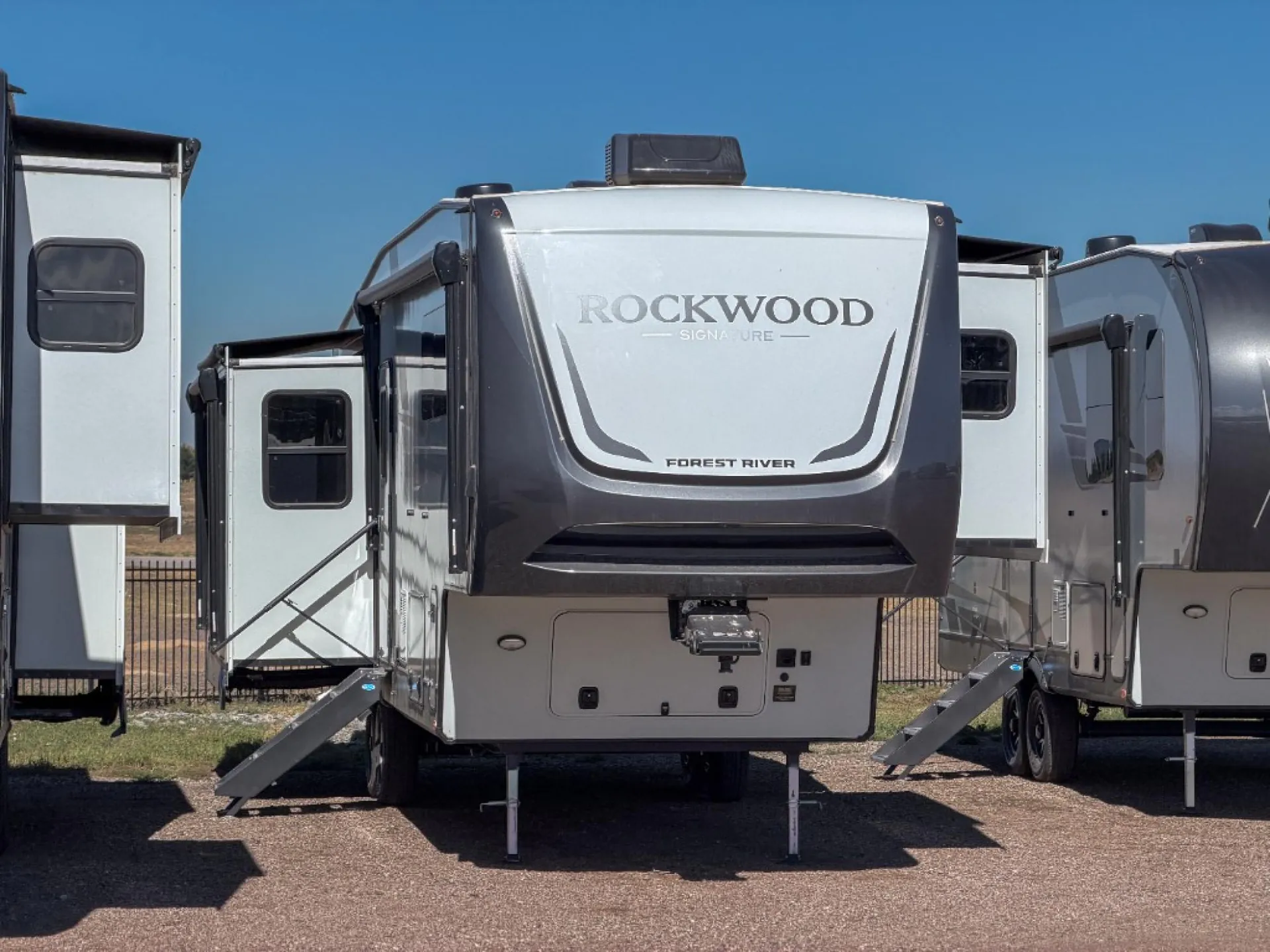 2026 Forest River Rockwood Signature R372RL