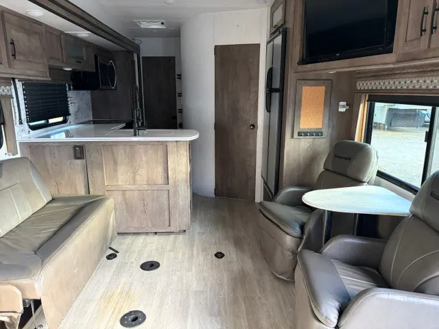 2022 Forest River Sandstorm 304GSLR — Photo 7