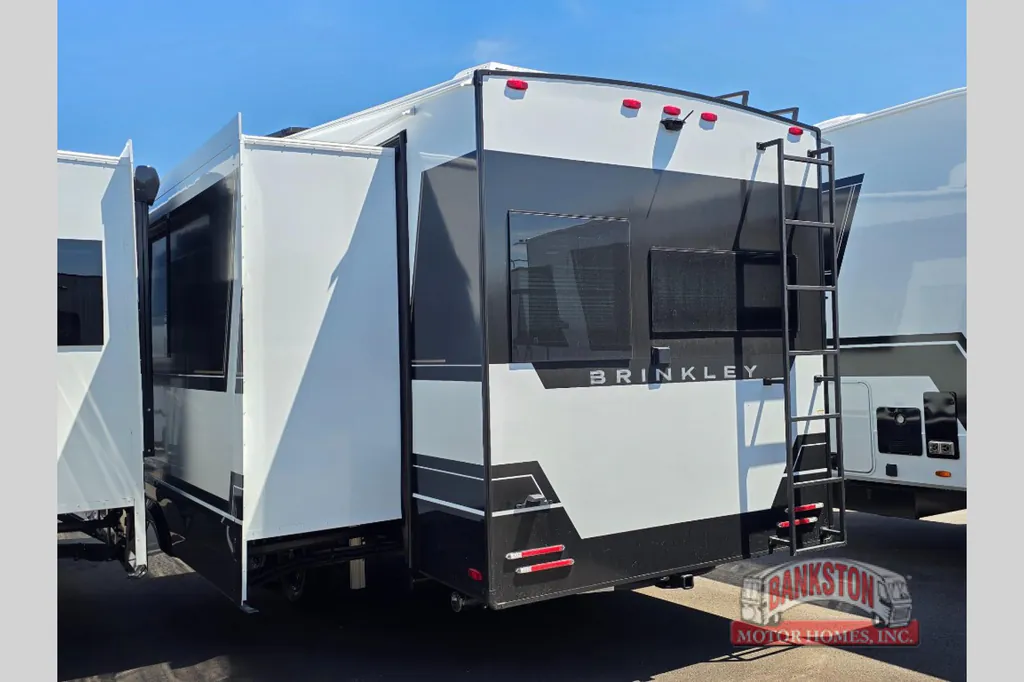 2026 Brinkley Model Z 2680, Photos photo 7