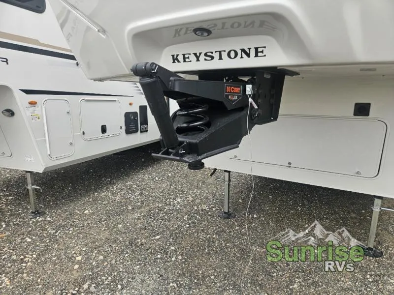 2027 Keystone RV Cougar Half-Ton 29MBD - Photo 4