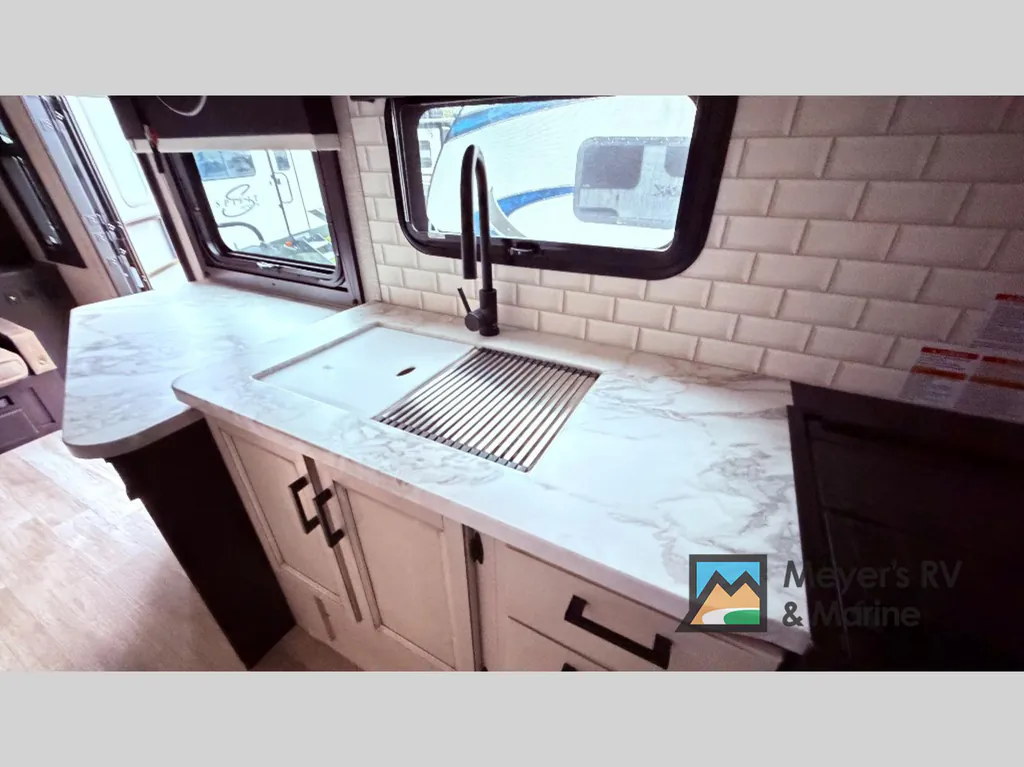 2022 Jayco White Hawk 25MBH, Photos photo 10