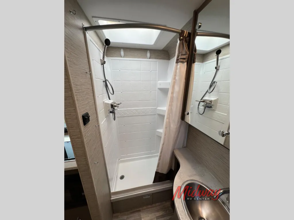 2023 Thor Motor Coach Axis 24.3, Photos photo 42