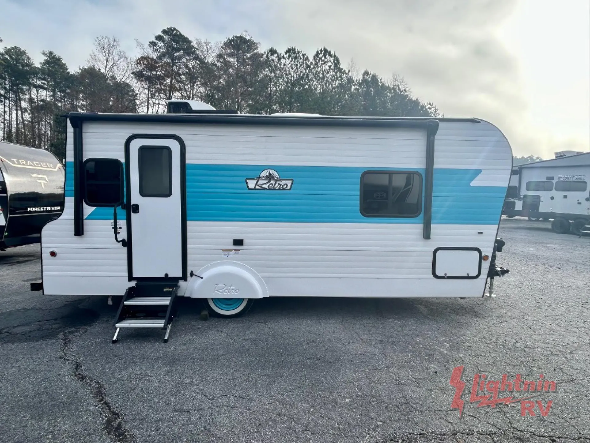 2026 Sunset Park RV Retro 196 - Photo 3