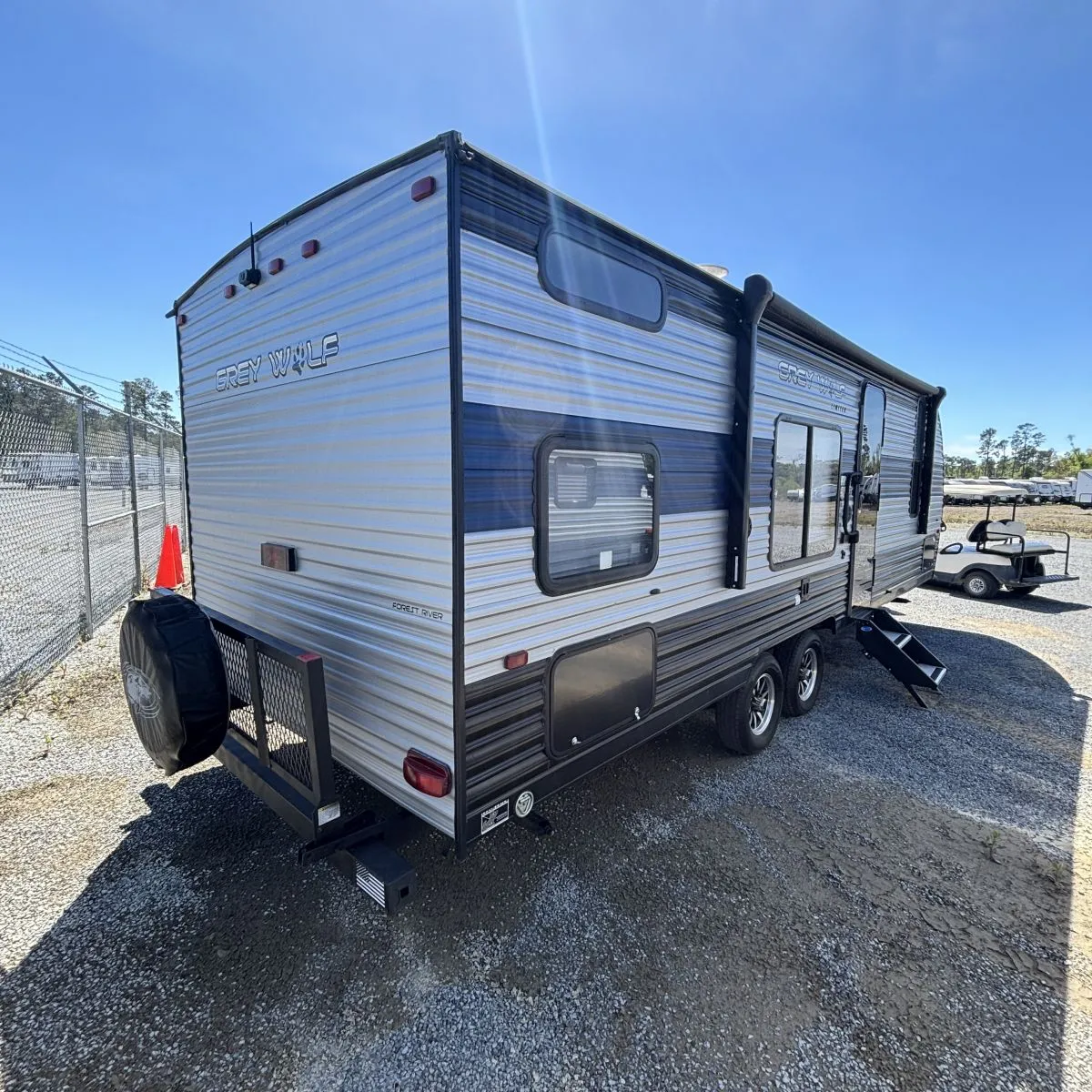 2022 Forest River Cherokee Grey Wolf 26DJSE — Photo 7