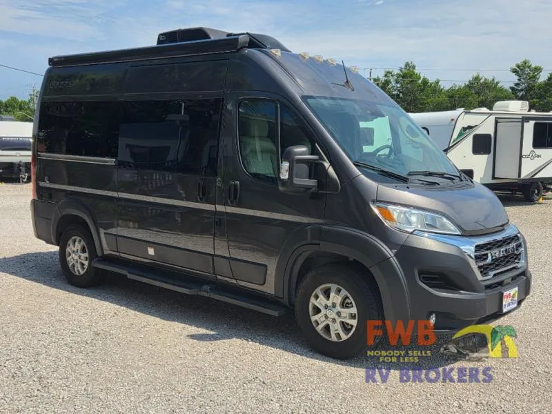 2024 Thor Motor Coach Scope 18M - Photo 3