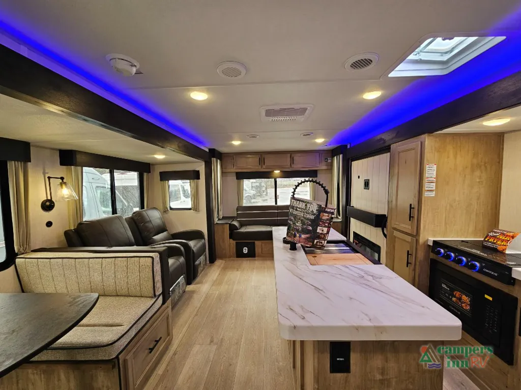 2026 Forest River Cherokee Wolf Den 273XLK, Photos photo 8