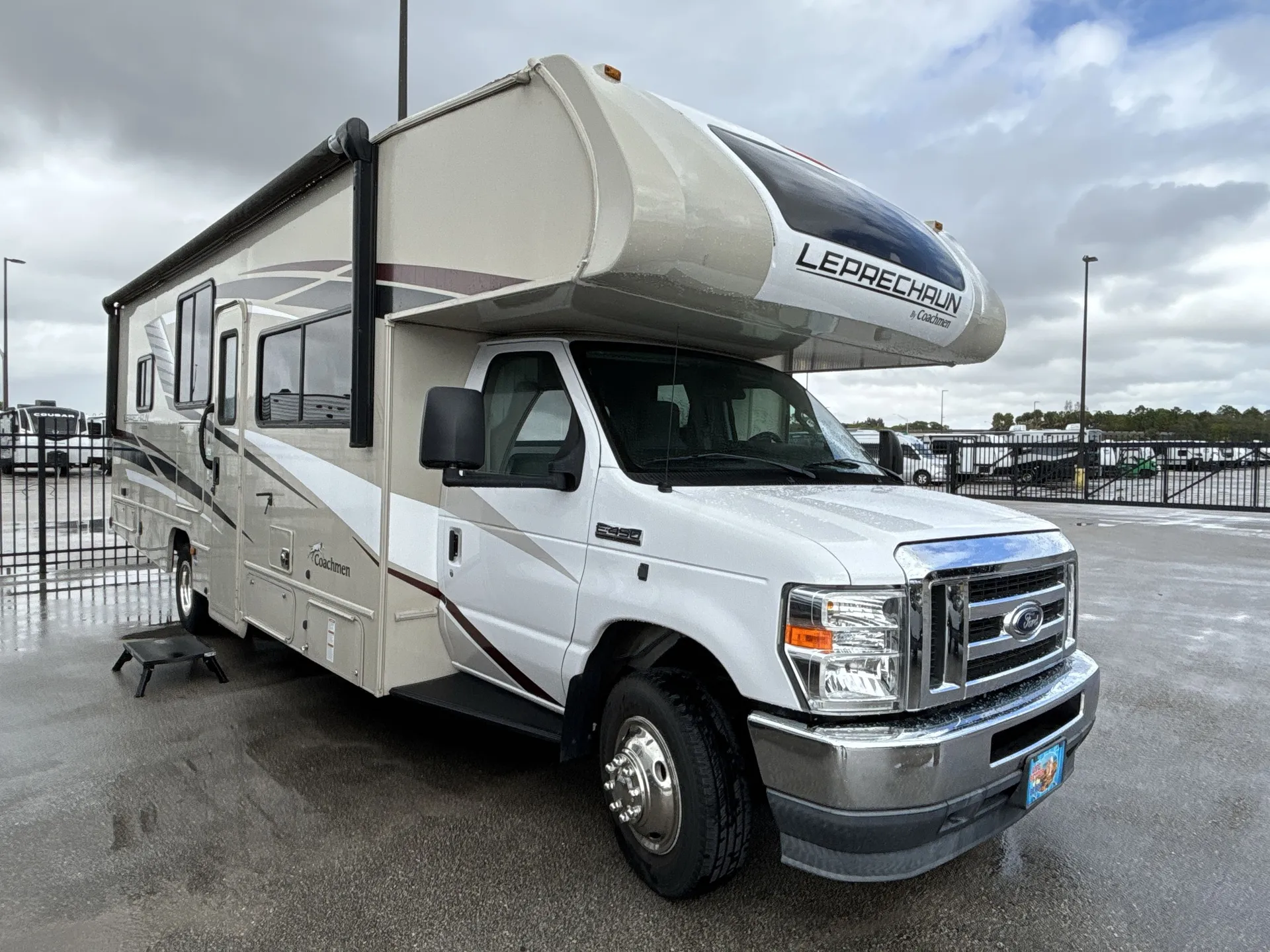 2023 Coachmen Leprechaun 298KB - Photo 2