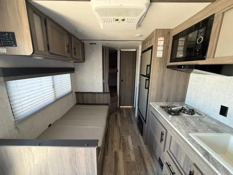 2021 Gulf Stream RV Envision Limited Edition 25BHS - Photo 2