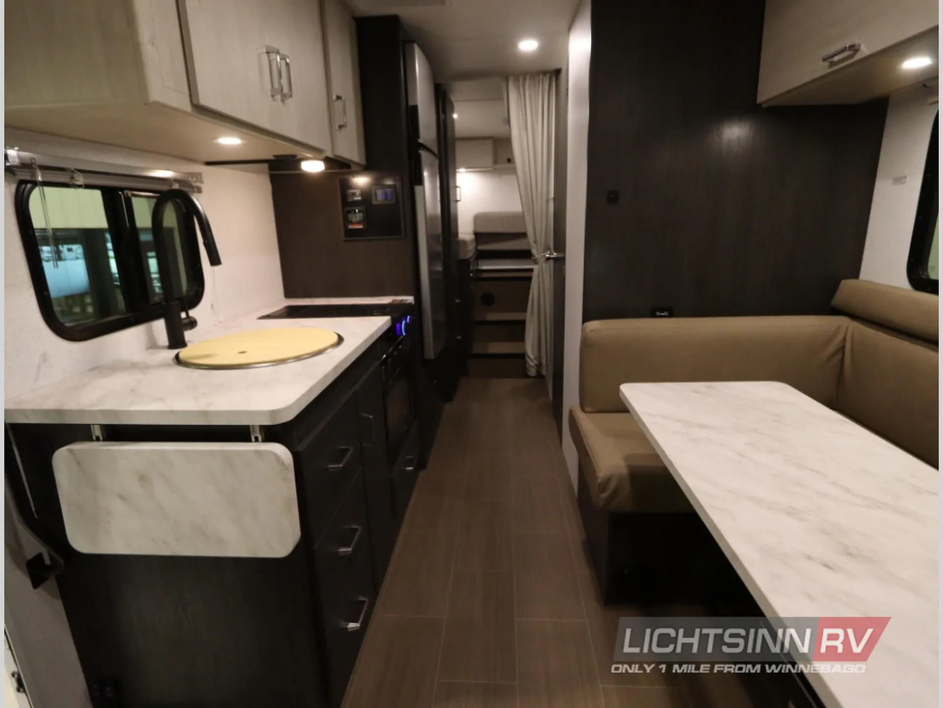2027 Winnebago Sunflyer 24GG - Photo 3