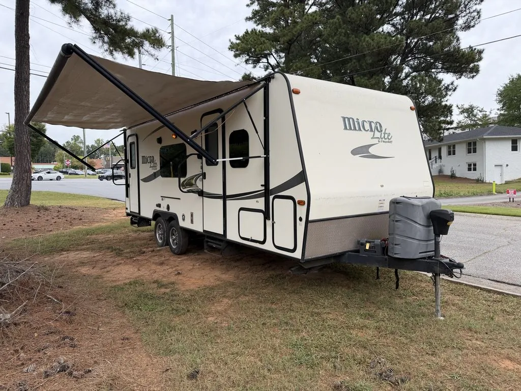 2016 Forest River Flagstaff Micro Lite 25KS